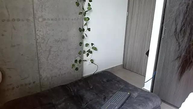 celeste_queen6 from StripChat is Freechat