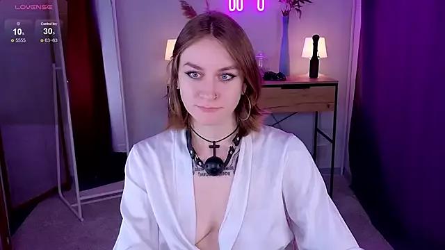 ChaoticCutie from StripChat is Freechat