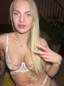 Girls free live sex cams: Check out the satisfaction of typing and cam2cam with our sensual livestreamers, who will teach you all about temptation and desires with their smoking hot physiques.