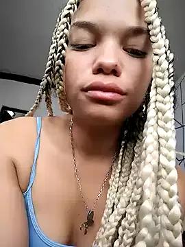 ChloeRaviss from StripChat is Freechat
