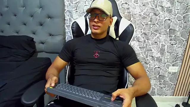 chriss_jones1 from StripChat is Freechat