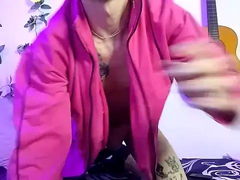 ChristBocellie from StripChat is Freechat