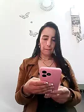 christine-x from StripChat is Freechat