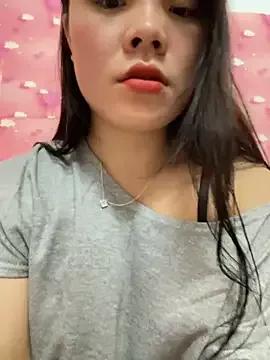 Photos of Christy-18 from StripChat is Freechat