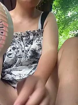 Coco-YaYa from StripChat is Freechat