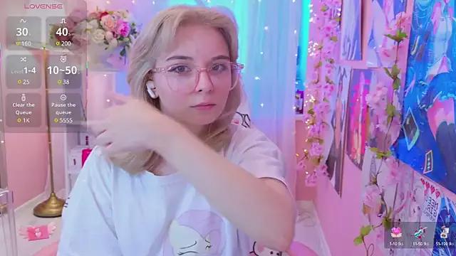 Coconut_Mia from StripChat