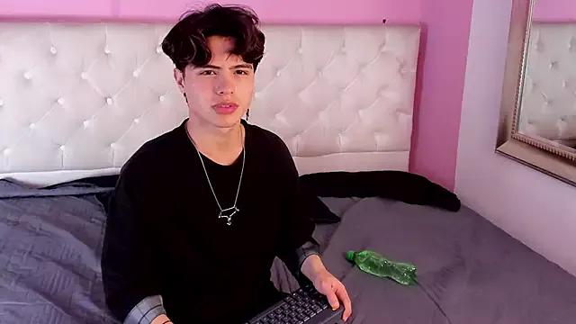CollinStone from StripChat is Freechat