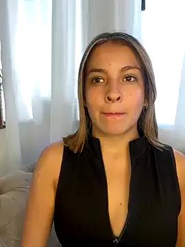 Cora_sarah from StripChat is Freechat