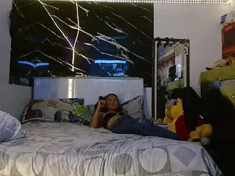 couplehot7777 from StripChat is Freechat