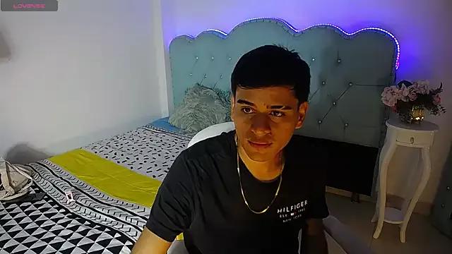 CoupleOfStudents from StripChat is Freechat