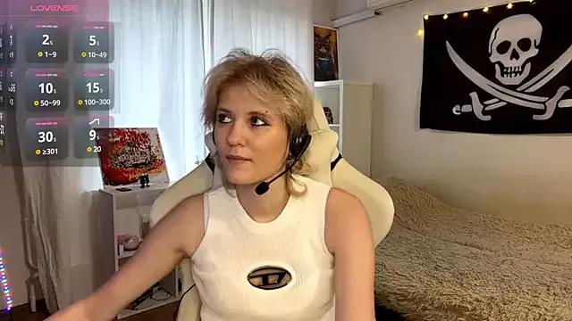 Girls free live sex cams: Check out the satisfaction of typing and cam2cam with our sensual livestreamers, who will teach you all about temptation and desires with their smoking hot physiques.