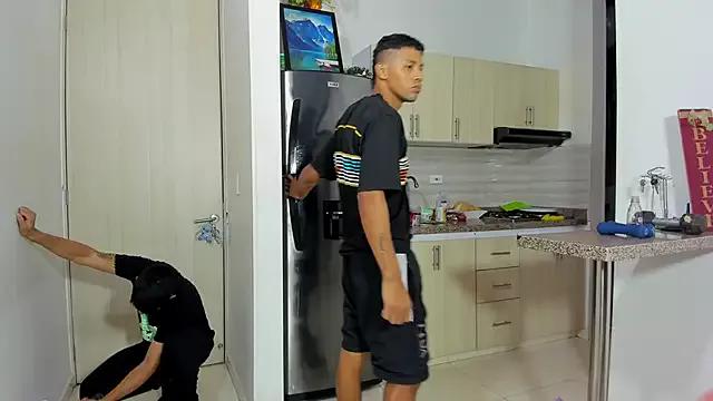 Crazymen_hot from StripChat is Freechat