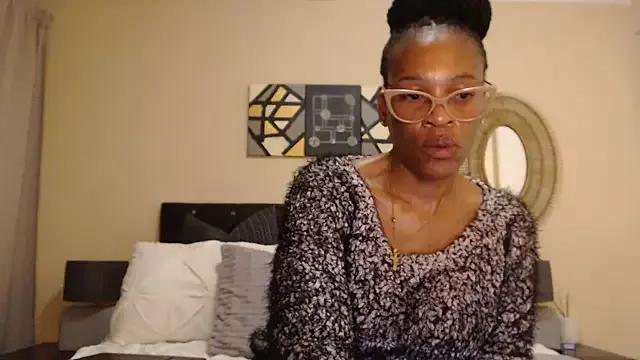 Creamyass22 from StripChat is Freechat