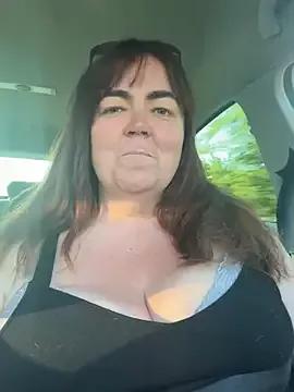 curvy-milf-abbie from StripChat is Freechat