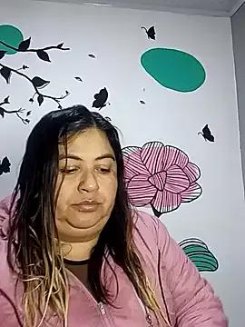 curvy_diva_ from StripChat is Freechat