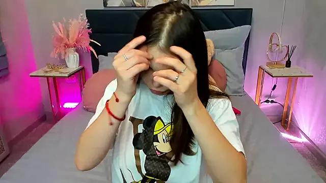 Curvy_Dynamite_ from StripChat is Freechat