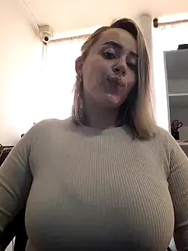 CurvyLust_x from StripChat is Freechat