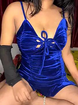 Cute-Samayra from StripChat is Freechat