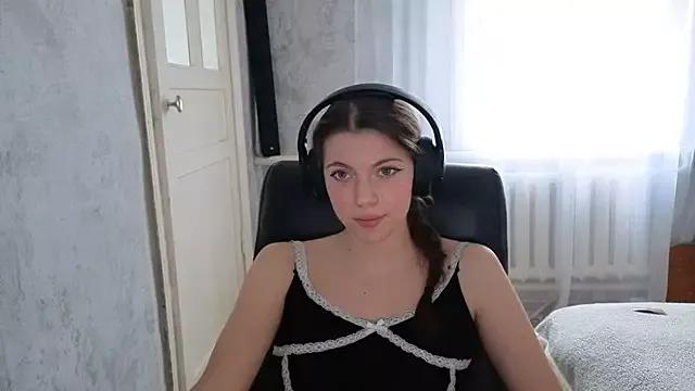 CutieAnny from StripChat is Freechat