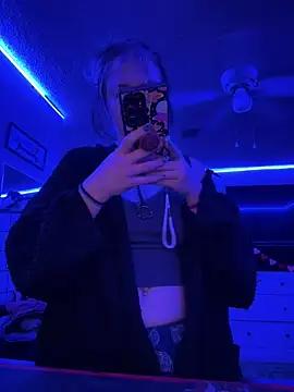 Girls free live sex cams: Check out the satisfaction of typing and cam2cam with our sensual livestreamers, who will teach you all about temptation and desires with their smoking hot physiques.