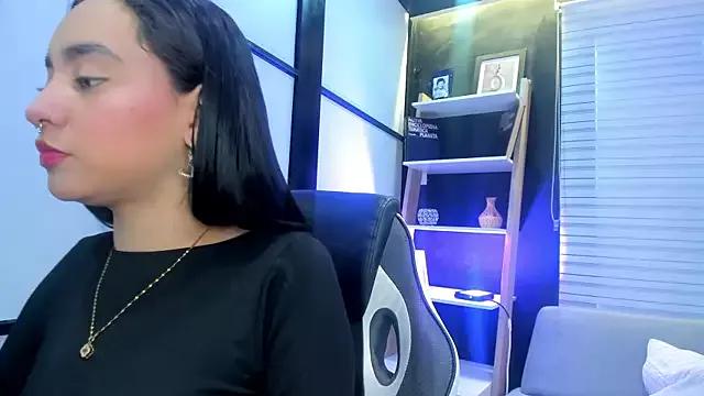 DakotaBrigth from StripChat is Freechat