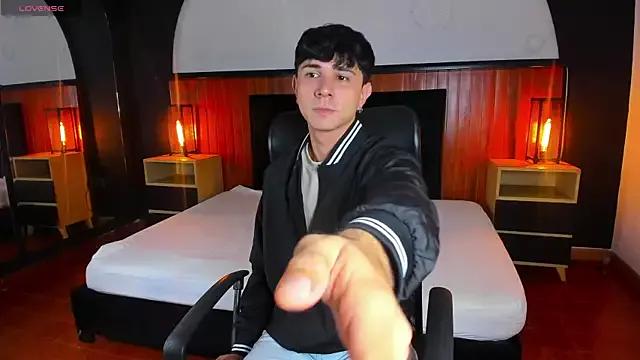 Daniel_Harris_ from StripChat is Freechat