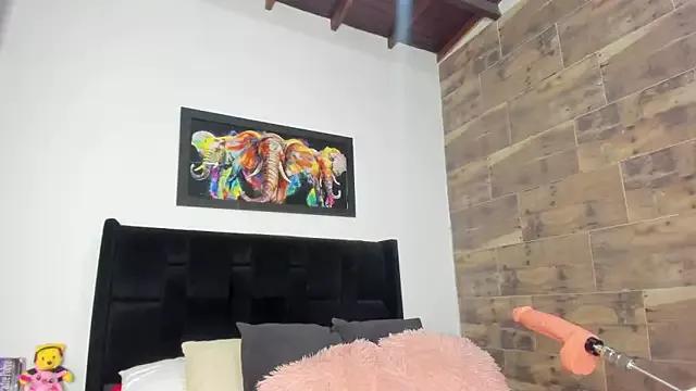 Dannaferrell from StripChat is Freechat