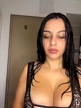 Girls free live sex cams: Check out the satisfaction of typing and cam2cam with our sensual livestreamers, who will teach you all about temptation and desires with their smoking hot physiques.