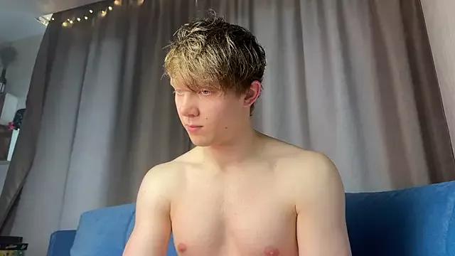 David_Keler from StripChat is Freechat