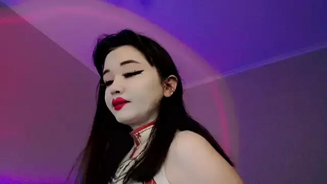 Dazzl1ngFire from StripChat is Freechat