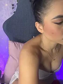 Girls free live sex cams: Check out the satisfaction of typing and cam2cam with our sensual livestreamers, who will teach you all about temptation and desires with their smoking hot physiques.