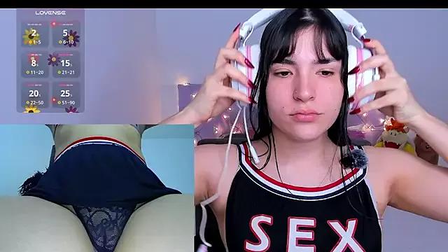 demi_chan from StripChat is Freechat
