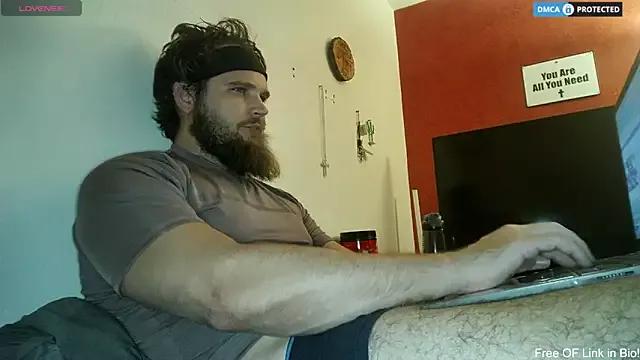 dikdowndaddy from StripChat is Freechat