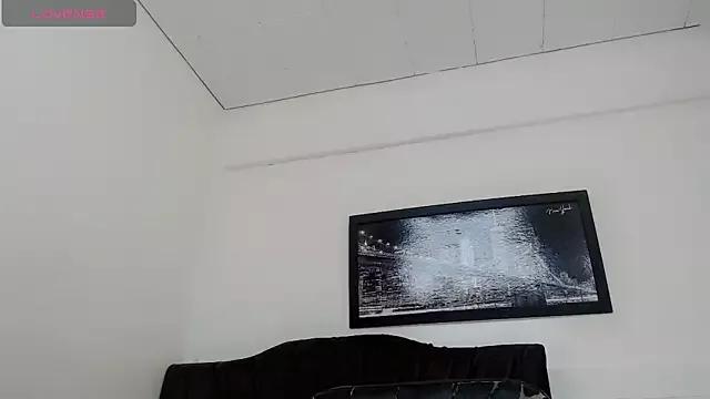 Diosiris_Riannys from StripChat is Freechat