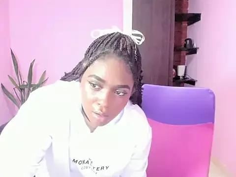 dirty_latin_squirts from StripChat is Freechat