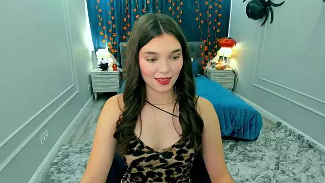 DivineAmour from StripChat is Freechat