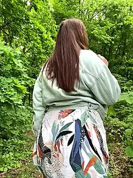 Check out our freechat fingering entertainers from our Custom and Multi clubs and checkout exclusive access to highly customizable content, such as curves, hair, tits, slit type and many more.