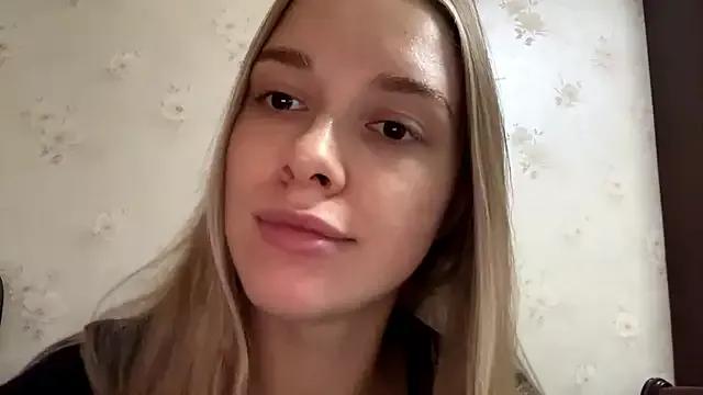 dreams_kitty from StripChat is Freechat