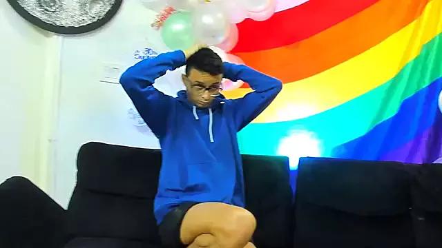 Drill_Boys from StripChat is Freechat