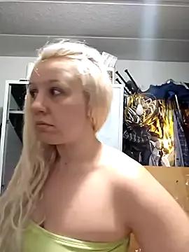 Photos of DROPPEDEADDAISY from StripChat is Freechat