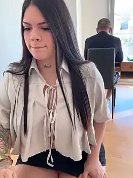 dulcemarianh_ from StripChat is Freechat