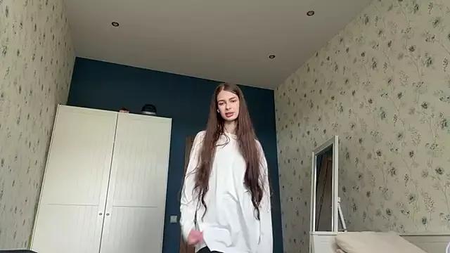 EastLuna from StripChat is Freechat