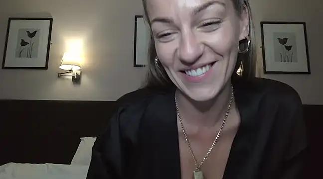 Girls free live sex cams: Check out the satisfaction of typing and cam2cam with our sensual livestreamers, who will teach you all about temptation and desires with their smoking hot physiques.