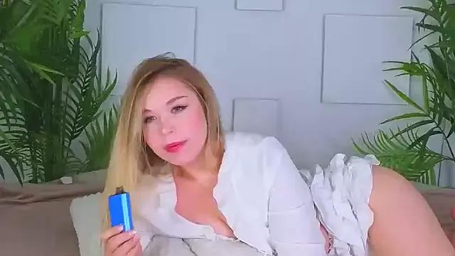 ELEN_KENT from StripChat is Freechat