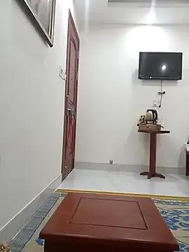 Girls free live sex cams: Check out the satisfaction of typing and cam2cam with our sensual livestreamers, who will teach you all about temptation and desires with their smoking hot physiques.