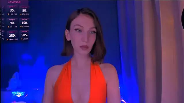 ellaamber from StripChat is Freechat