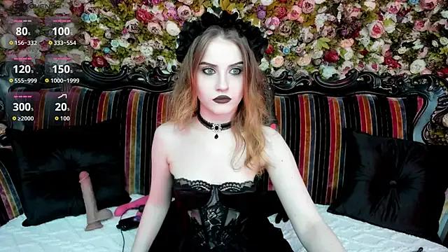 EllieMori from StripChat is Freechat