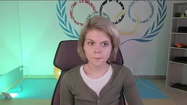 Photos of EllieMurler from StripChat is Freechat