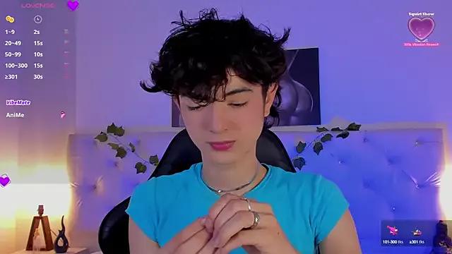 Elliot_younngg from StripChat is Freechat