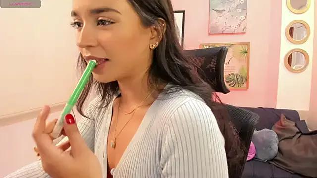 Elsa_Pataky from StripChat is Freechat